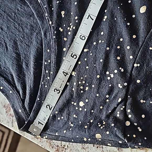 A.n.a. Black and gold short sleeve shirt - Picture 7 of 8